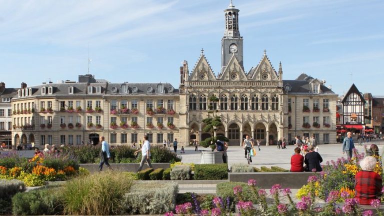 870x489_place_pano1
